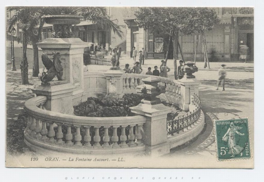La fontaine Aucourt (1909).jpg